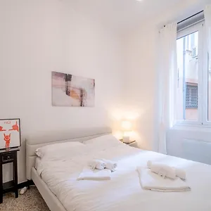 Central & Lovely In - Netflix! Appartamento Genova